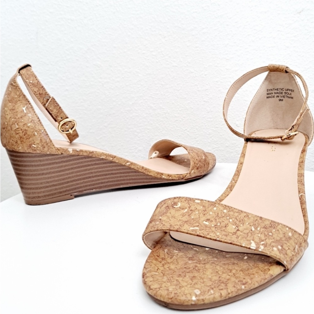 NWT Ann Taylor cork wedges size 6